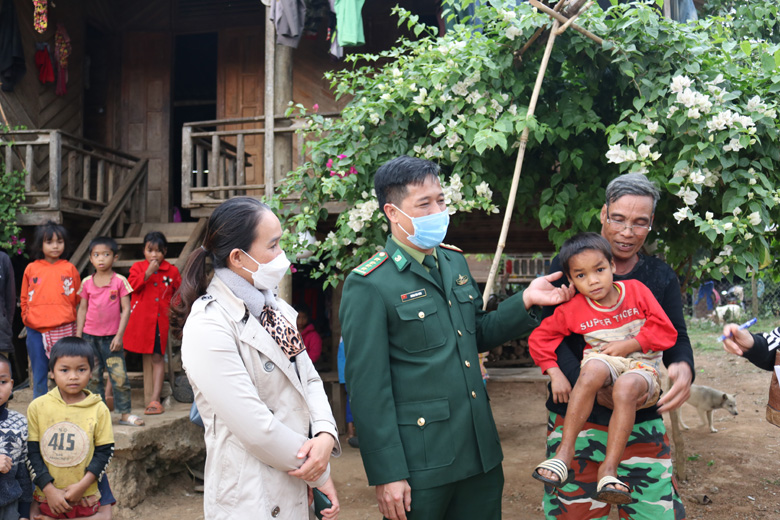 Ấm áp tình thân “Con nuôi Đồn Biên phòng”