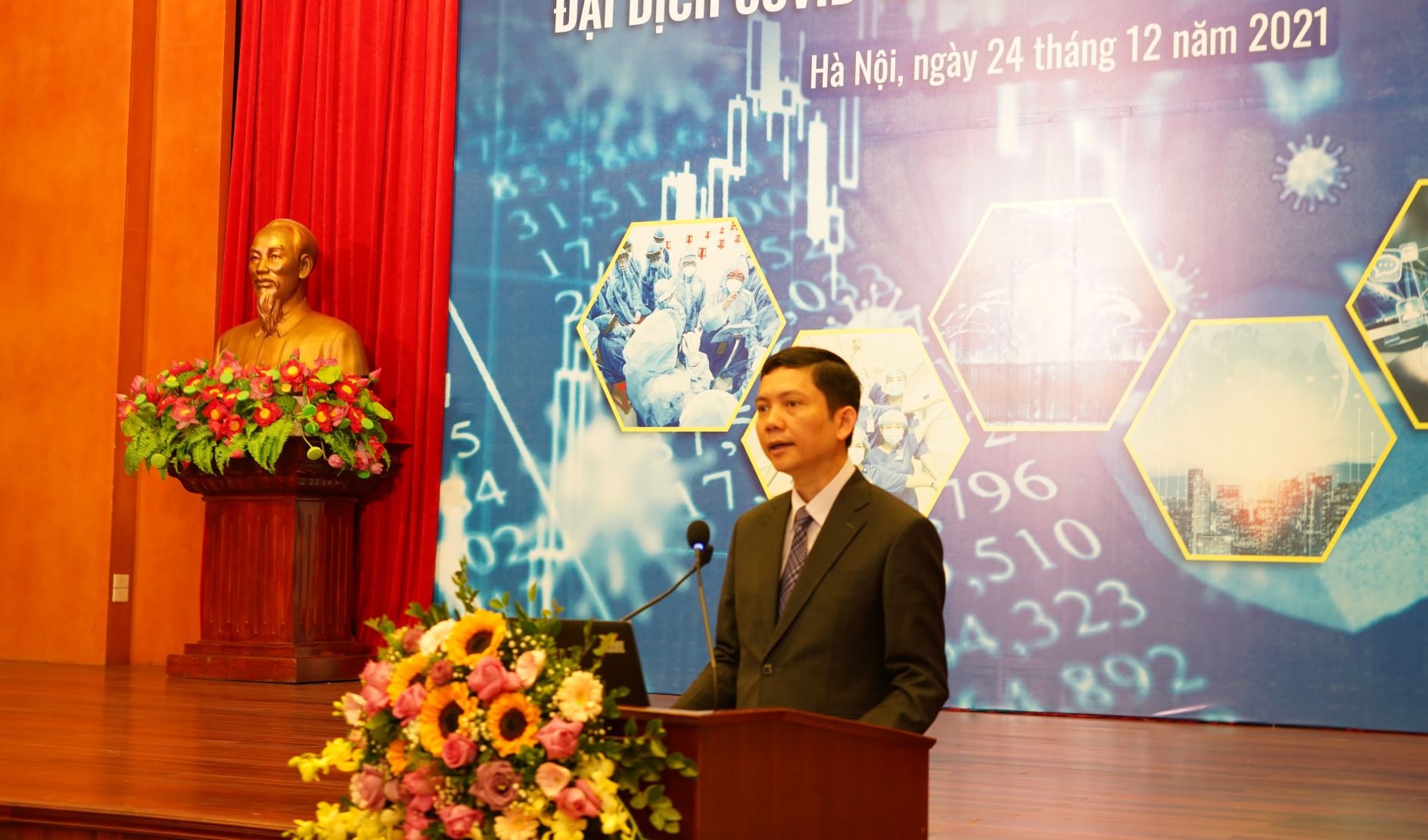 Đại dịch COVID-19 và chuyển đổi số ở Việt Nam