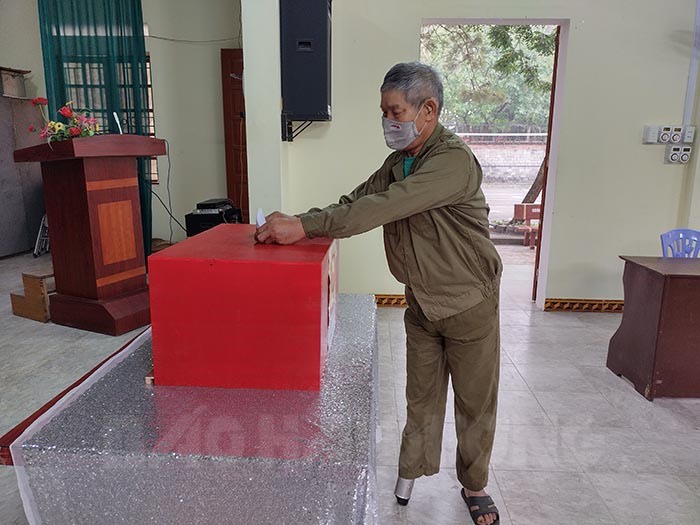 Chí Linh 98,51 cử tri tham gia ngày hội bầu cử Trưởng thôn khu dân cư