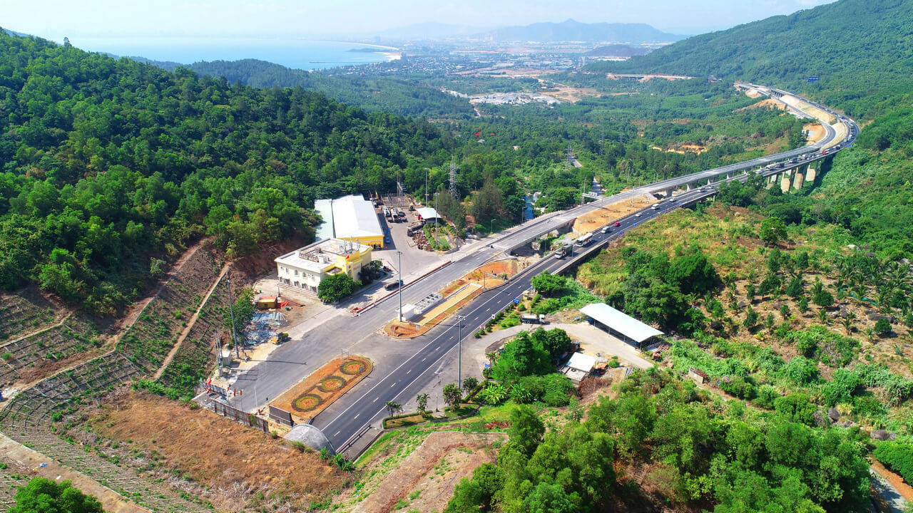 Quốc tế hoá nguồn vốn, đầu tư bắc cầu