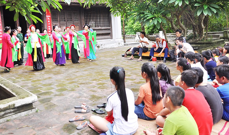 Tiếp tục phát triển phong trào “Toàn dân đoàn kết xây dựng đời sống văn hóa”