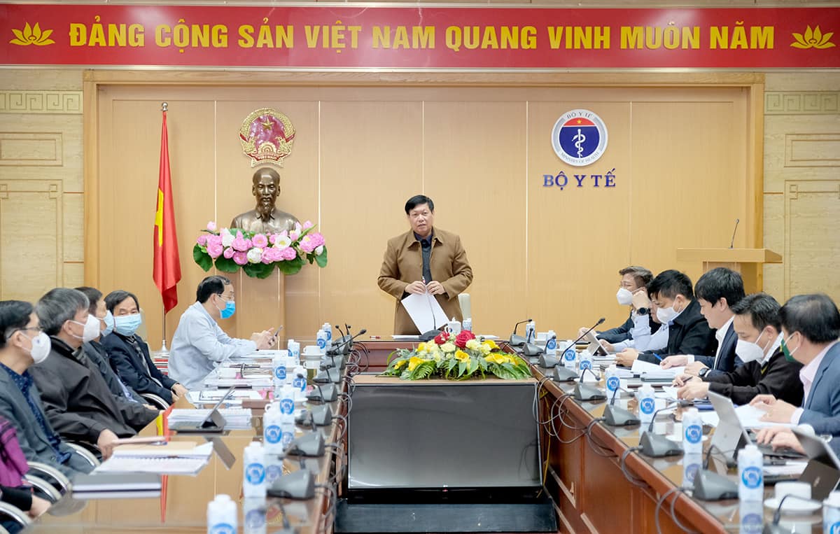 Trang thiết bị y tế, sinh phẩm xét nghiệm là mặt hàng phải kê khai giá