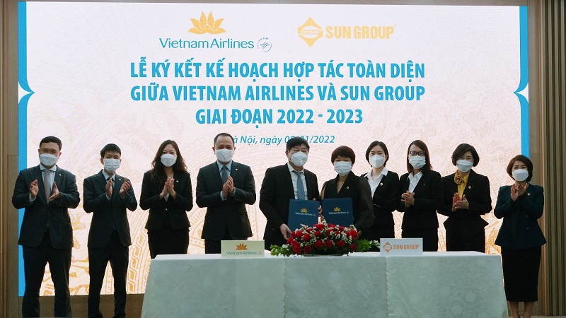Vietnam Airlines và Sun Group mở rộng hợp tác chiến lược