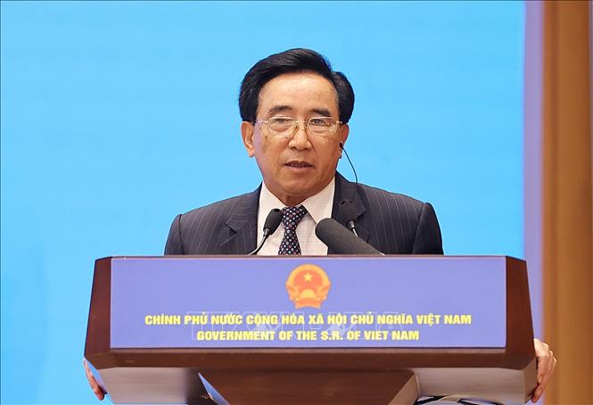 Thủ tướng Chính phủ Lào kết thúc tốt đẹp chuyến thăm chính thức Việt Nam