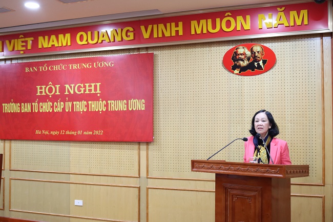 Quyết liệt thực hiện đồng bộ các khâu trong công tác cán bộ, công tác xây dựng, chỉnh đốn Đảng