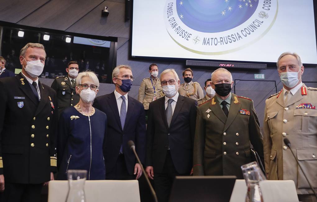 Quan hệ Nga - NATO Bất đồng chưa thể thu hẹp