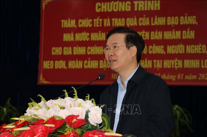 Thường trực Ban Bí thư Võ Văn Thưởng thăm và chúc Tết tại Quảng Ngãi