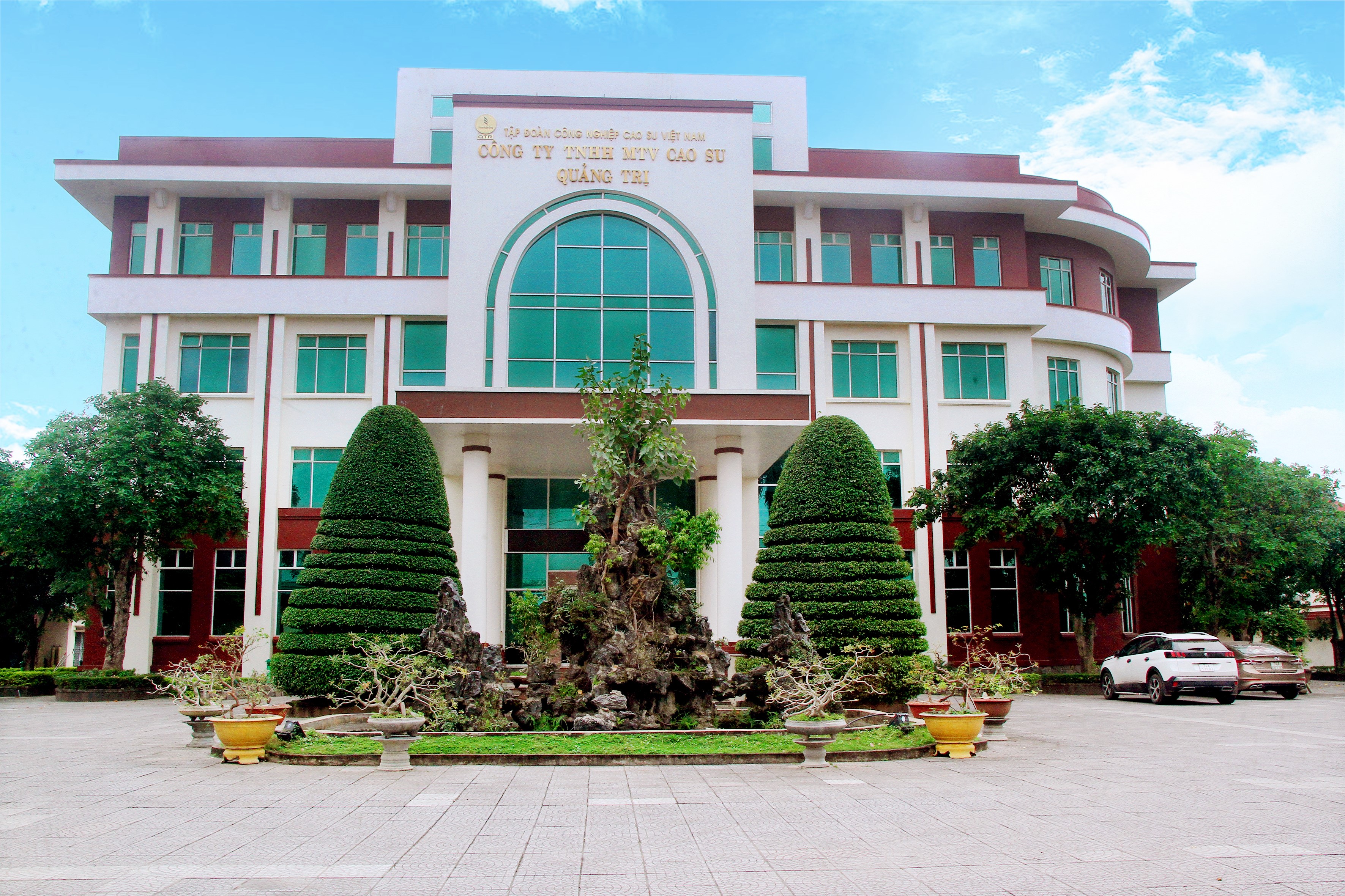 Công ty TNHH MTV Cao su Quảng Trị Nỗ lực vượt qua mọi khó khăn