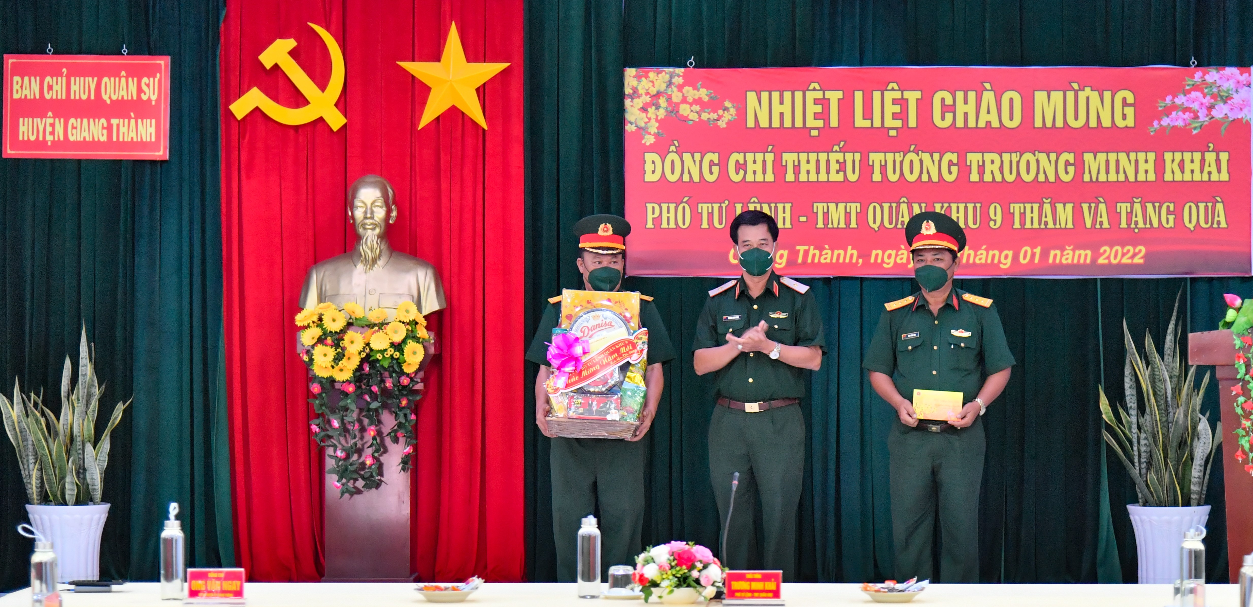 Bộ Tư lệnh Quân khu 9 thăm, chúc Tết trên địa bàn tỉnh Kiên Giang