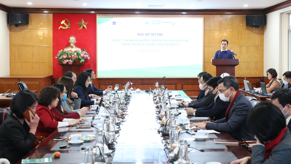 Khơi dậy tiềm năng, vai trò lãnh đạo của phụ nữ trong các tổ chức giáo dục đại học