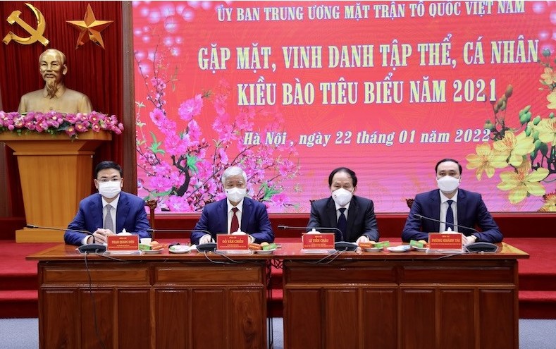 Thể hiện tinh thần đoàn kết, quyết tâm một lòng của toàn dân tộc Việt Nam