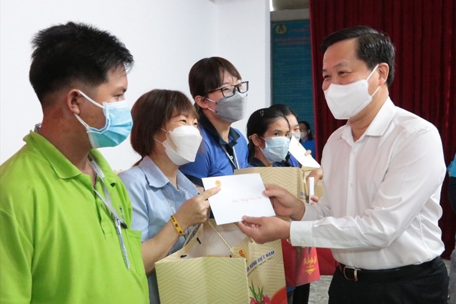 Phó Thủ tướng Lê Minh Khái chúc Tết tại Bình Phước