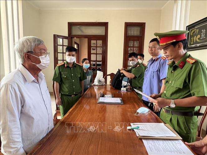 Bắt tạm giam nguyên Giám đốc Sở Tài nguyên và Môi trường tỉnh Đồng Nai