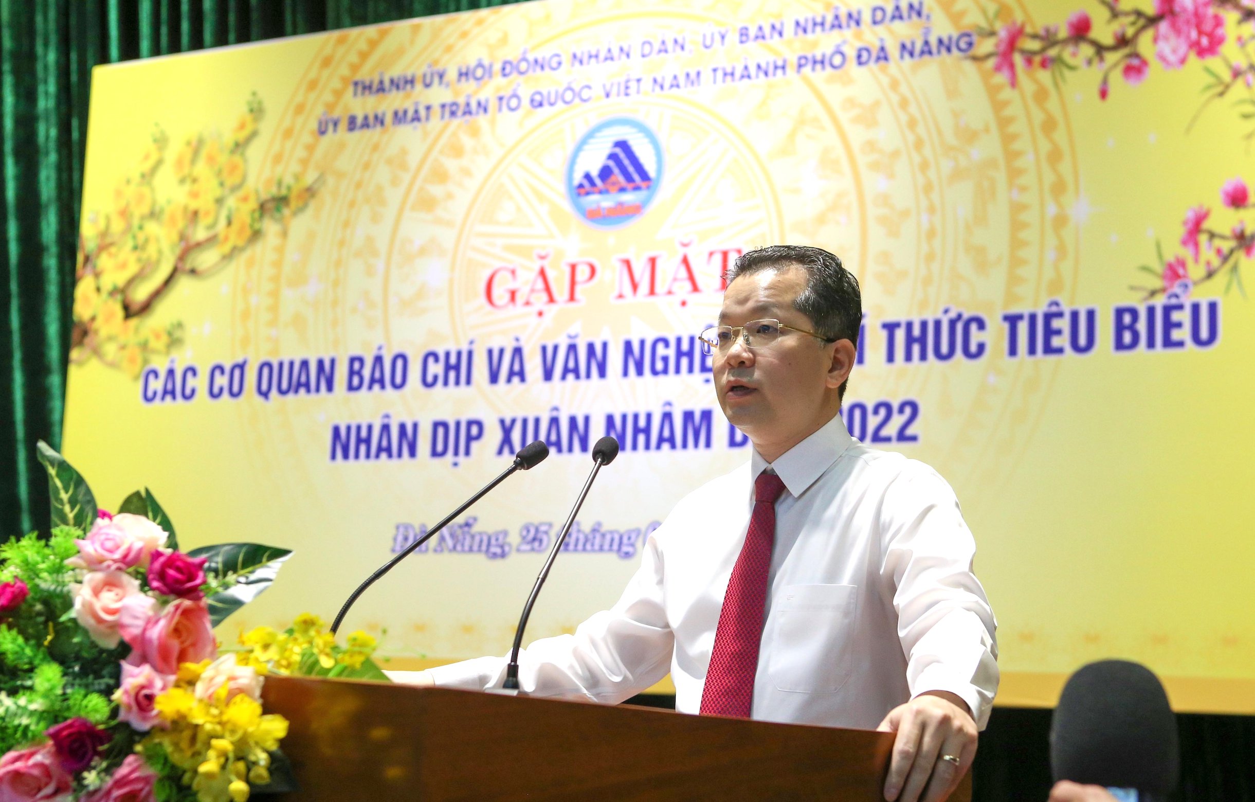 Báo chí, văn nghệ sĩ và trí thức đóng góp quan trọng vào sự phát triển của Đà Nẵng