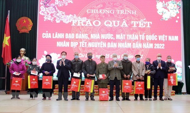 Chủ tịch Ủy ban Trung ương MTTQ Việt Nam thăm, tặng quà Tết tại Lạng Sơn, Cao Bằng