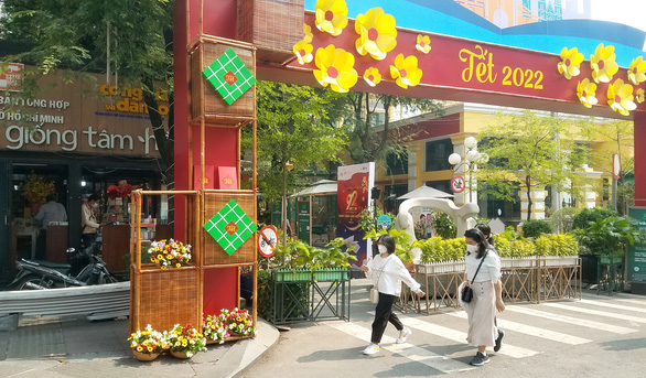 Đường sách Tết Nhâm Dần 2022 Xuân quê hương - Ấm tình nhân ái
