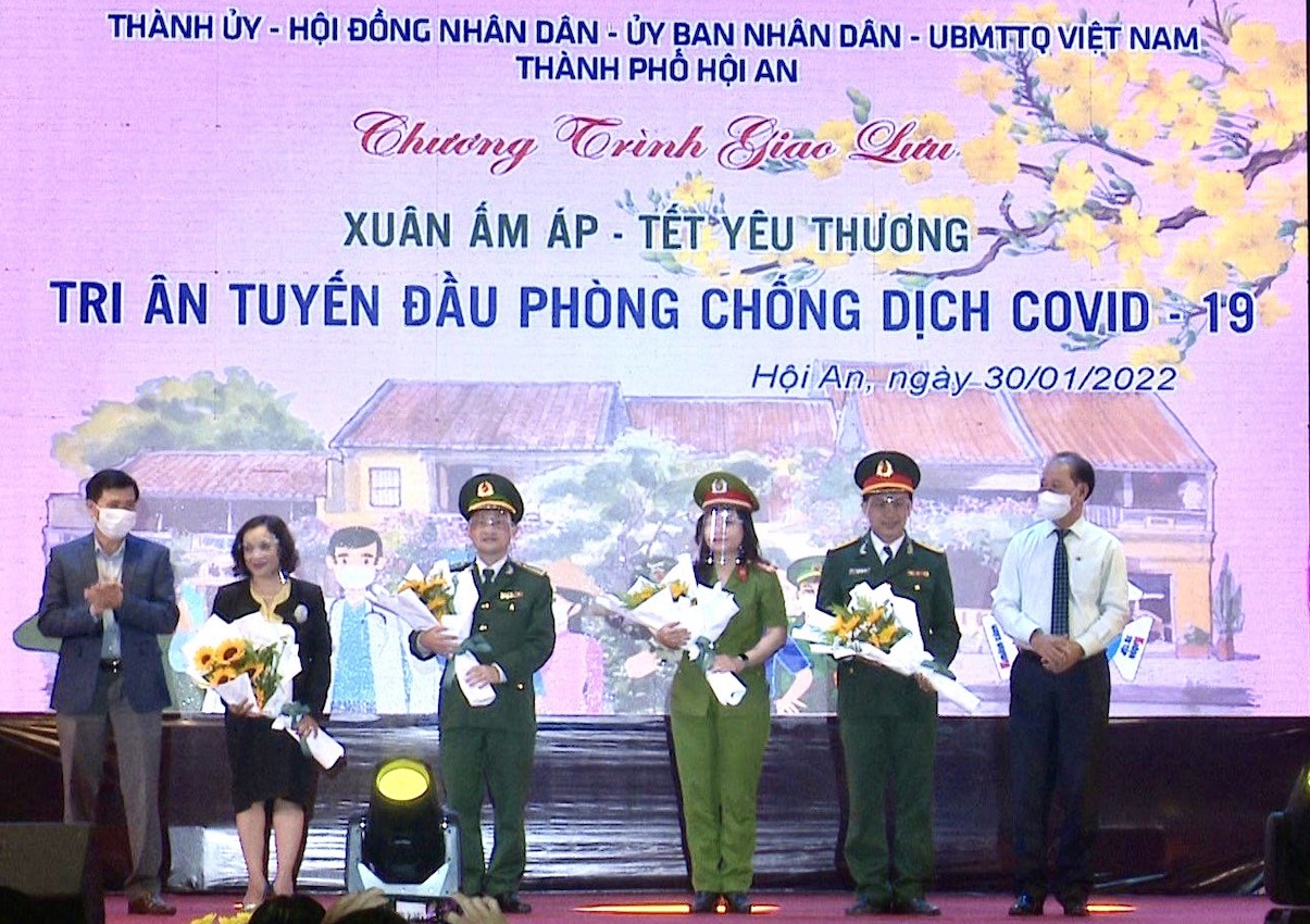 TP Hội An Tri ân lực lượng tuyến đầu phòng chống dịch
