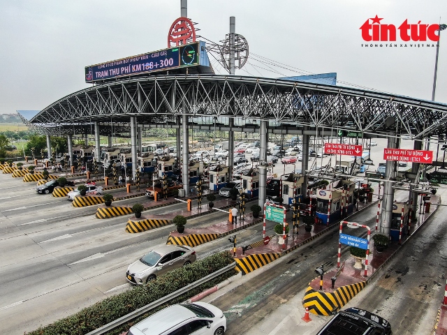 Ngày cuối cuả kỳ nghỉ Tết 6 2 , cửa ngõ Thủ đô thông thoáng