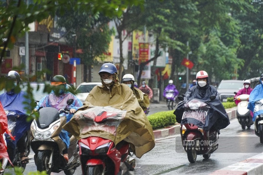 Không khí lạnh tiếp tục gây mưa ở Bắc Bộ, trời rét đậm