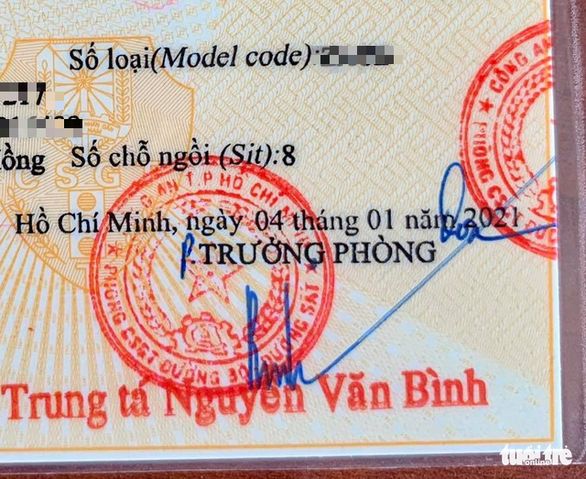 Liên quan đến thông tin mẫu cà-vẹt ôtô bị sai tiếng Anh