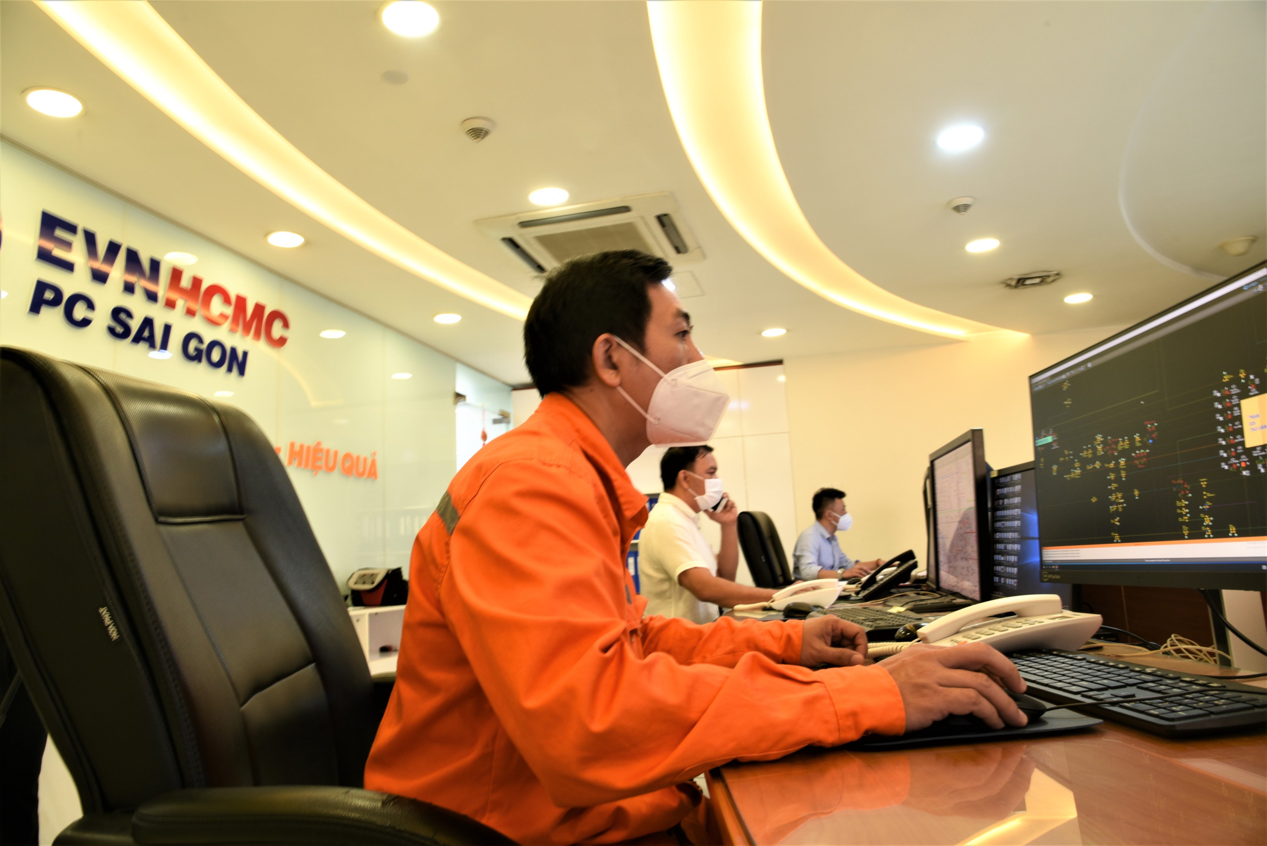 Điện lực TP Hồ Chí Minh bảo đảm cung cấp điện mùa khô 2022