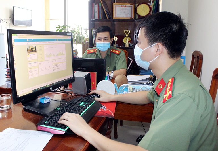 Báo tin giả về tội phạm có phải chịu trách nhiệm hình sự