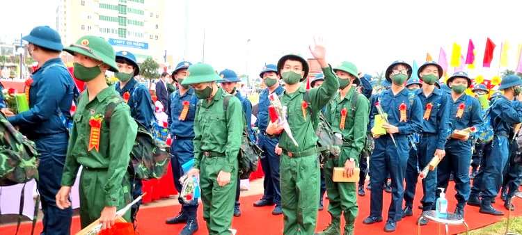 Hơn 22 500 thanh niên trên địa bàn Quân khu V lên đường nhập ngũ