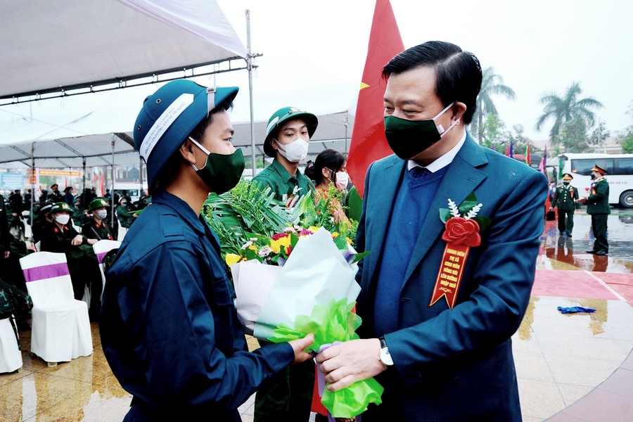 Hải Dương Giao đủ 2 450 tân binh cho 10 đầu mối đơn vị