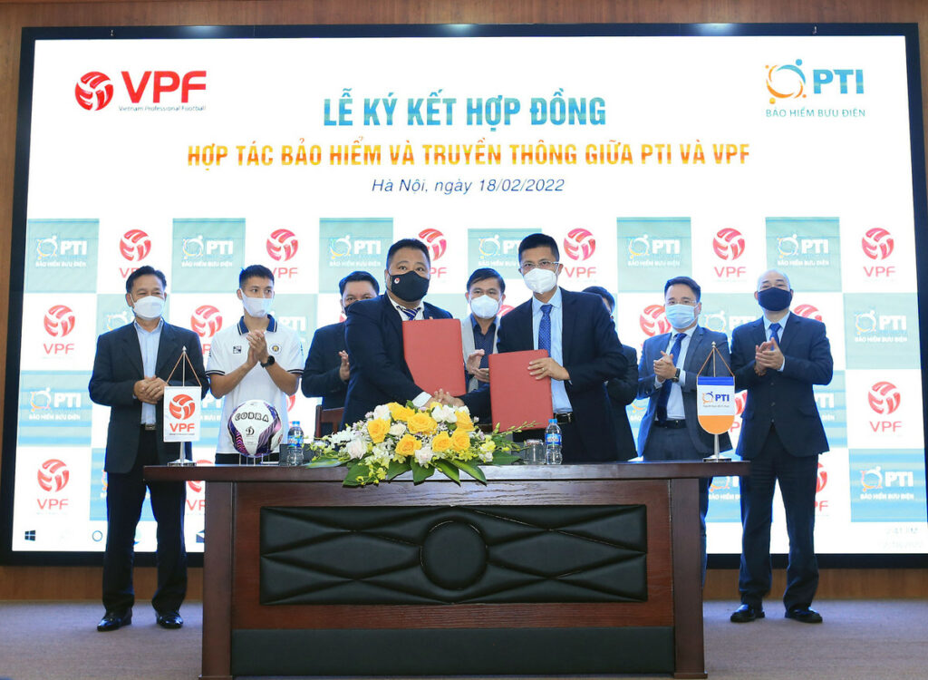 VPF mua bảo hiểm cho gần 900 cầu thủ và trọng tài