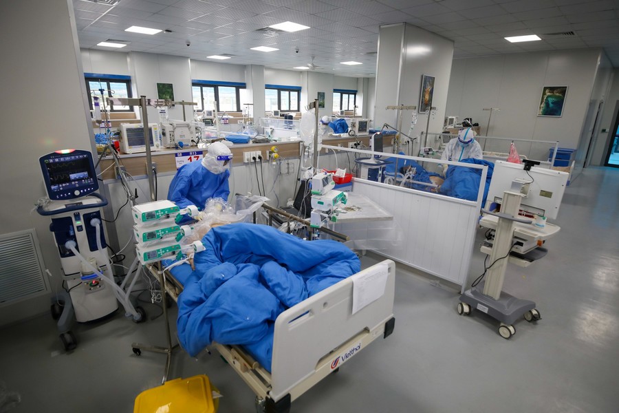 Cả nước đã có hơn 2,74 triệu người nhiễm COVID-19