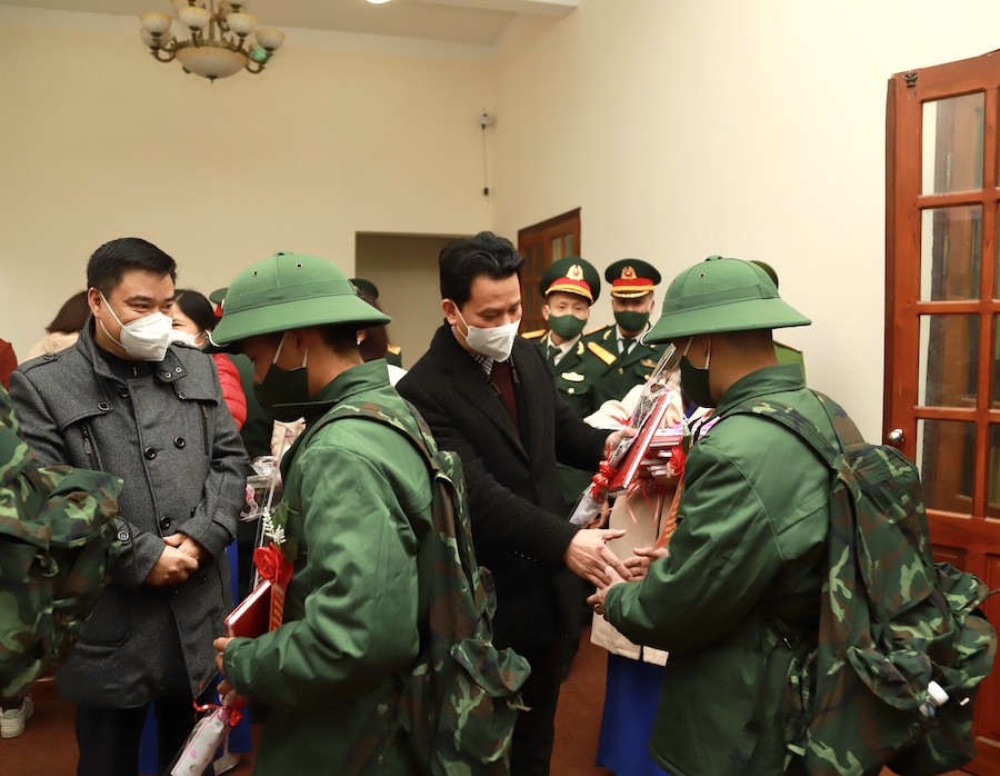 Hà Giang 100 tân binh đã tiêm đủ 2 mũi vắc xin phòng dịch COVID-19