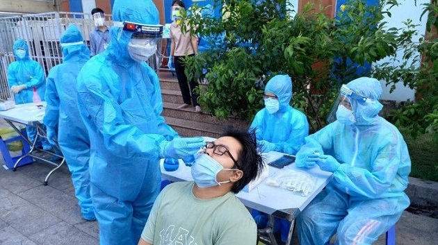 Không để “loạn” giá kít test nhanh COVID-19