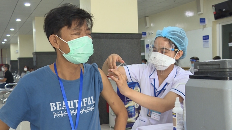 Kiên Giang đẩy nhanh tiến độ tiêm vắc-xin phòng COVID-19