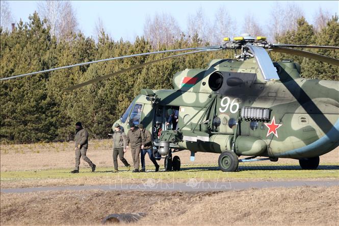 Nga và Ukraine bắt đầu đàm phán tại Belarus