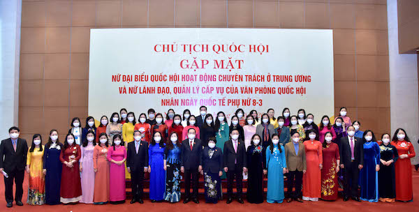 Tiếp tục phát huy trí tuệ, trách nhiệm và bản lĩnh của các nữ đại biểu Quốc hội