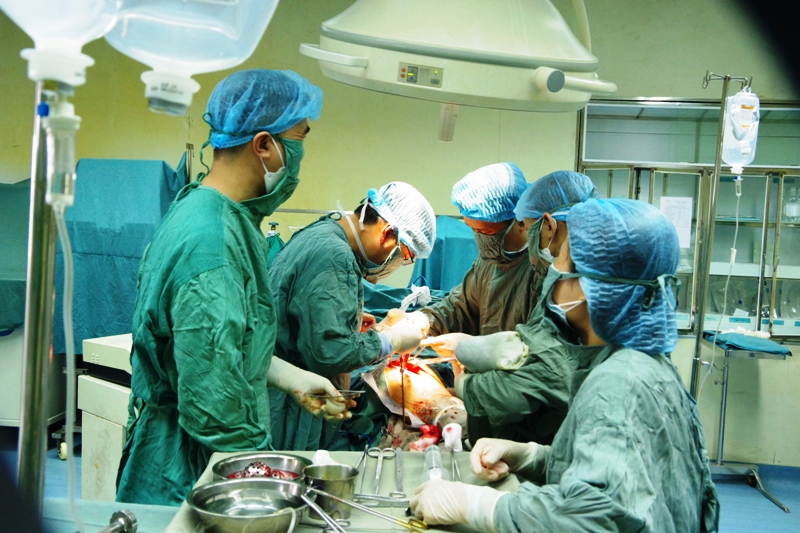 Phẫu thuật thành công thay khớp háng nhân tạo