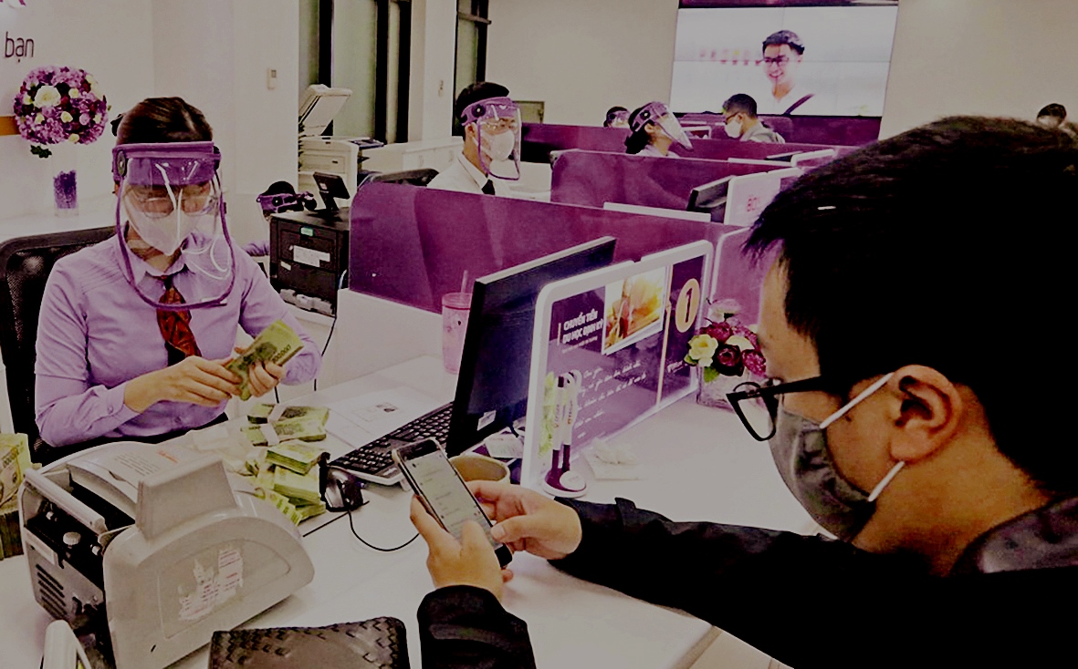 100 phí, lệ phí quyền hoạt động viễn thông sẽ phải nộp ngân sách ​