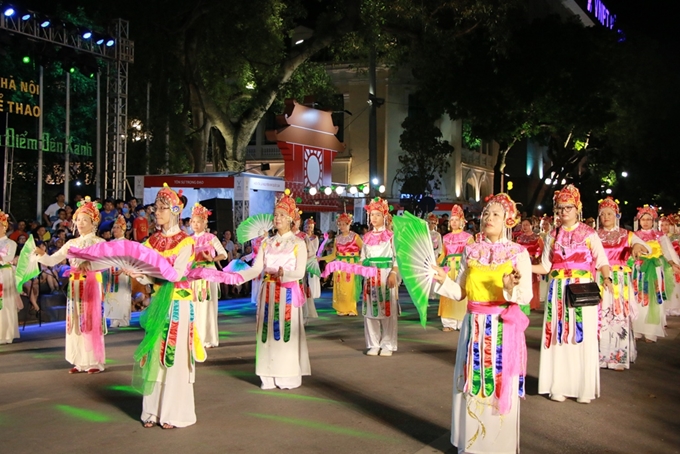 Mở lại không gian đi bộ Hoàn Kiếm từ ngày 18 3