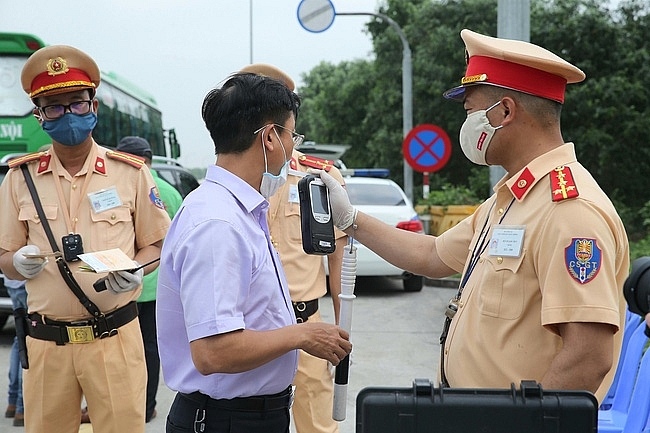 Xử phạt gần 6 700 trường hợp vi phạm nồng độ cồn, ma túy