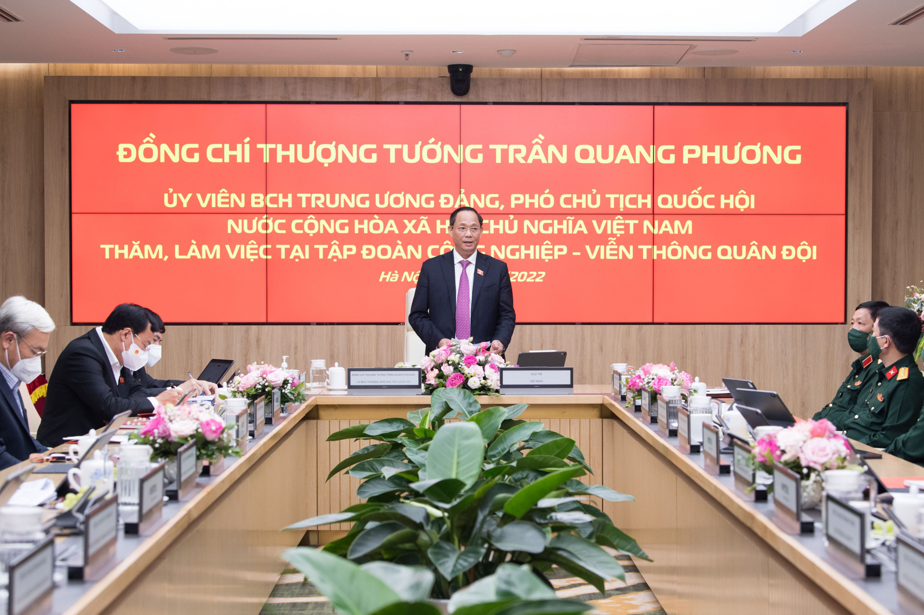 Hiệu quả đầu tư nước ngoài của Viettel đóng góp tích cực bảo vệ Tổ quốc từ xa