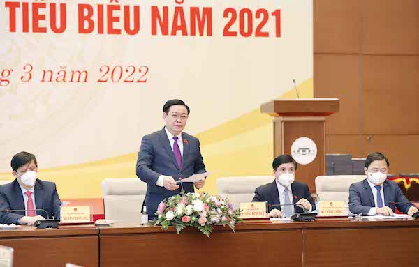 Chủ tịch Quốc hội gặp mặt thầy thuốc trẻ Việt Nam tiêu biểu