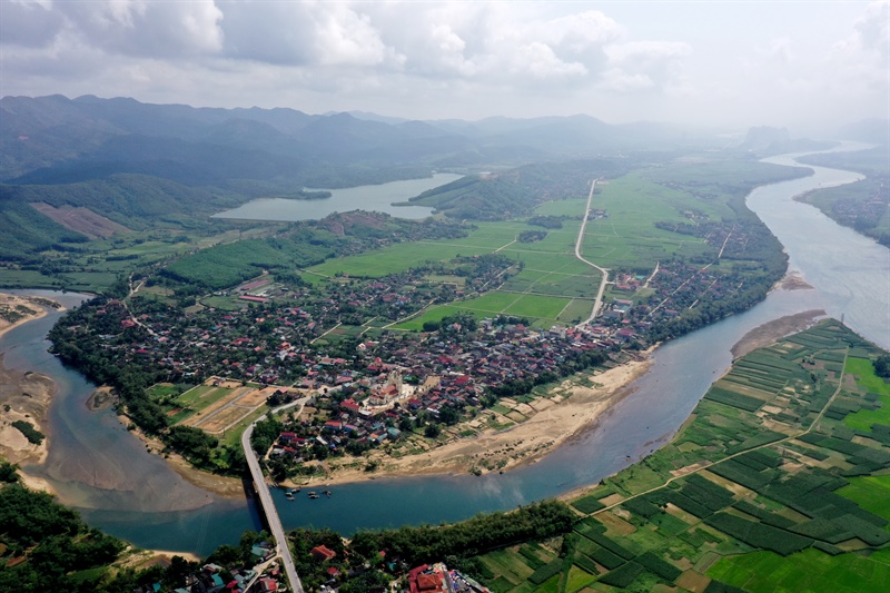 “Quảng Bình - thích ứng - đồng hành - phát triển”