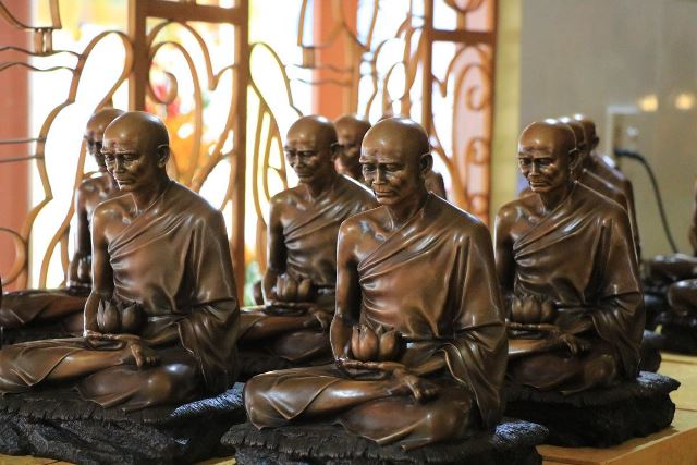 Cung nghinh tượng Đức tôn sư Thiện Phước