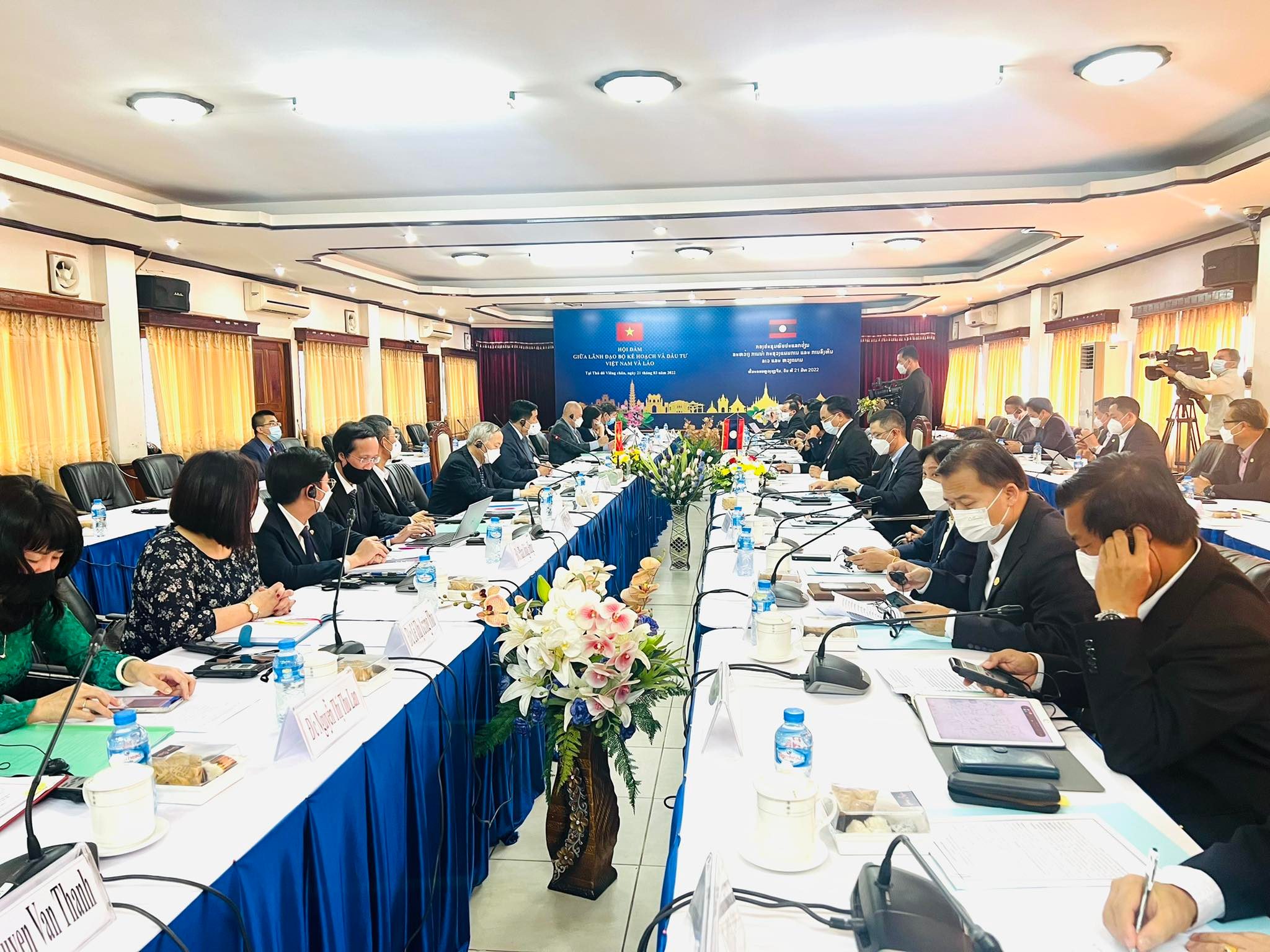 Thúc đẩy hợp tác hai Bộ Kế hoạch và Đầu tư Việt Nam và Lào đạt bước đột phá mới