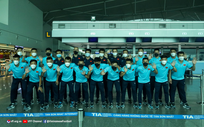 Đội tuyển futsal Việt Nam lên đường sang Thái Lan tập huấn