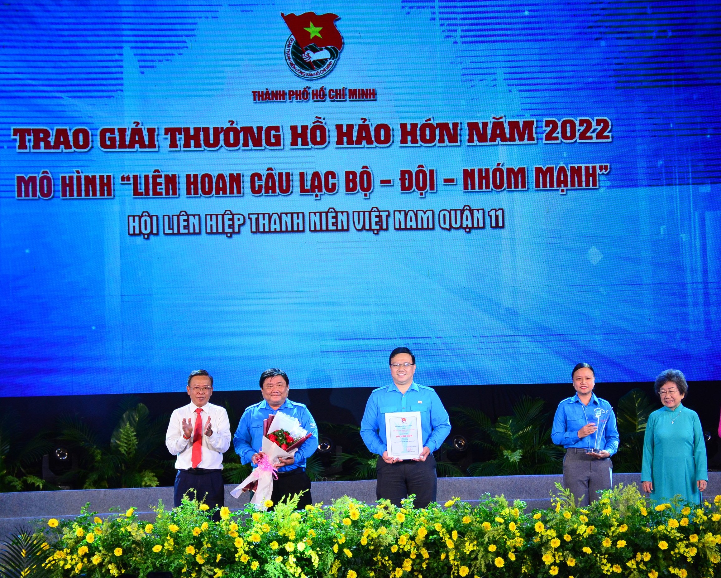 Trao giải thưởng Hồ Hảo Hớn cho 9 tập thể có sáng kiến tiêu biểu