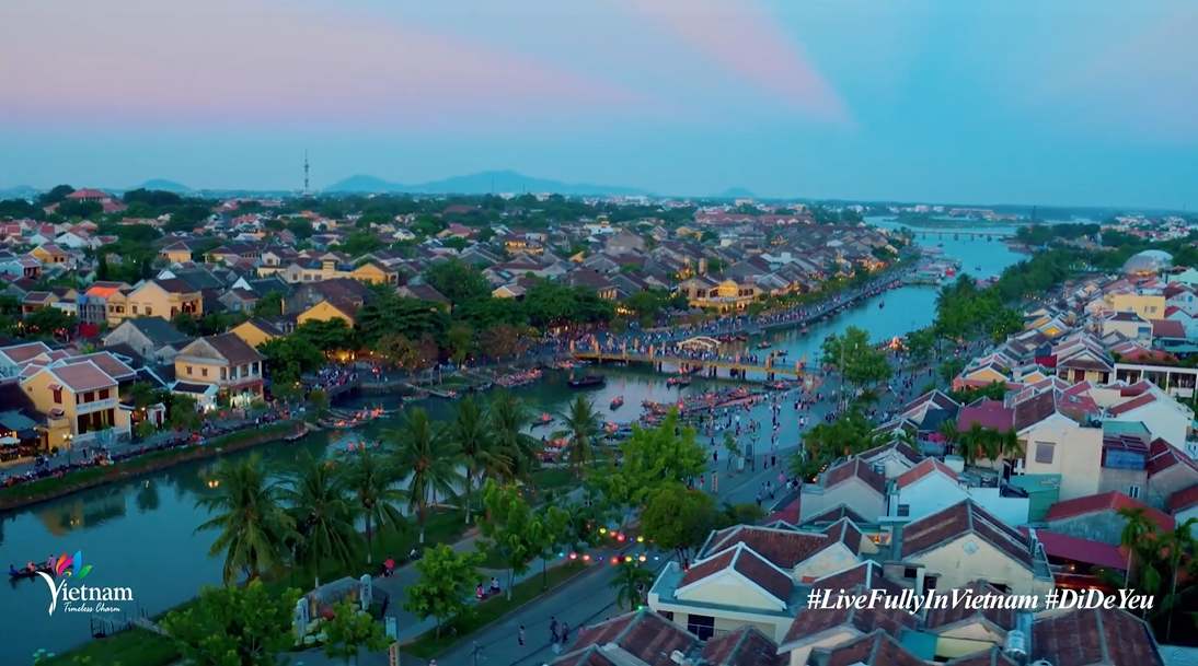 “Việt Nam Đi Để Yêu