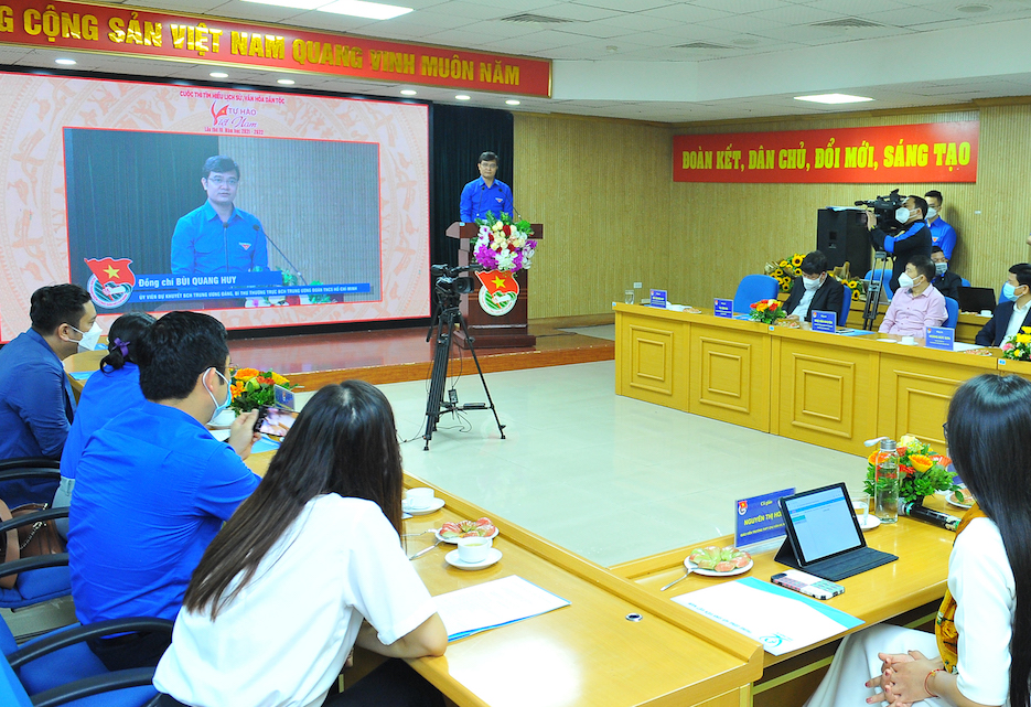 Bồi đắp lòng yêu nước qua cuộc thi “Tự hào Việt Nam”