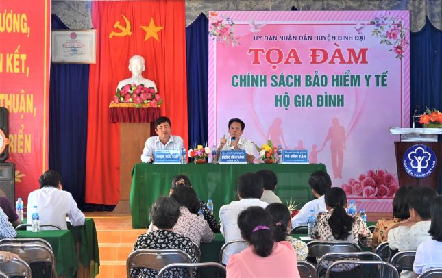 Bến Tre Nỗ lực duy trì, phát triển người tham gia BHYT tại các xã bãi ngang