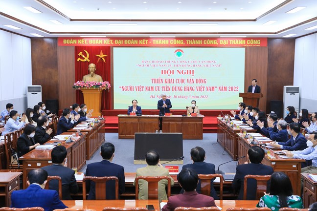 Đẩy mạnh triển khai cuộc vận động “Người Việt Nam ưu tiên dùng hàng Việt Nam